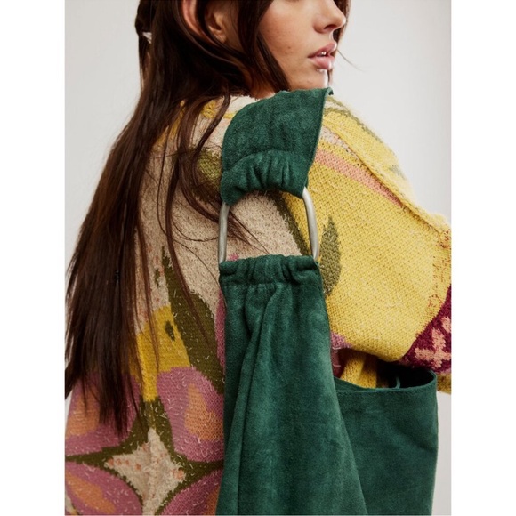 NWT FREE PEOPLE Bobbi Slouch Suede Tote / Pine - Picture 3 of 6